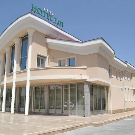 فندق Emi 4*