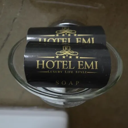 Emi 4*